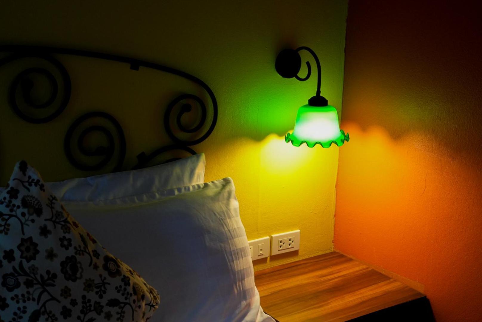 The Castello Resort Koh Larn Rum bild