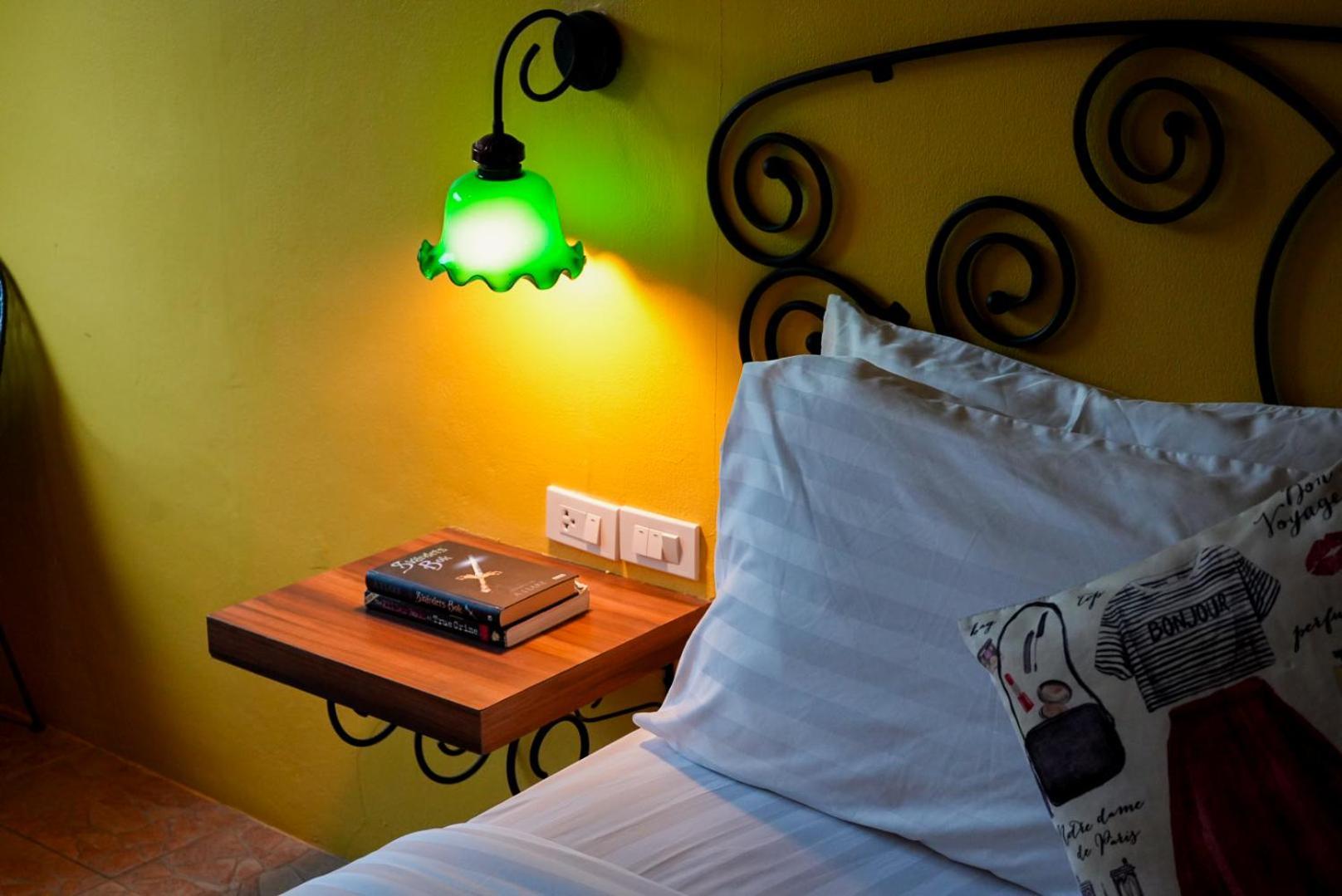 The Castello Resort Koh Larn Rum bild